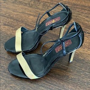 7 For All Mankind Gold and Black Heels Sz 9